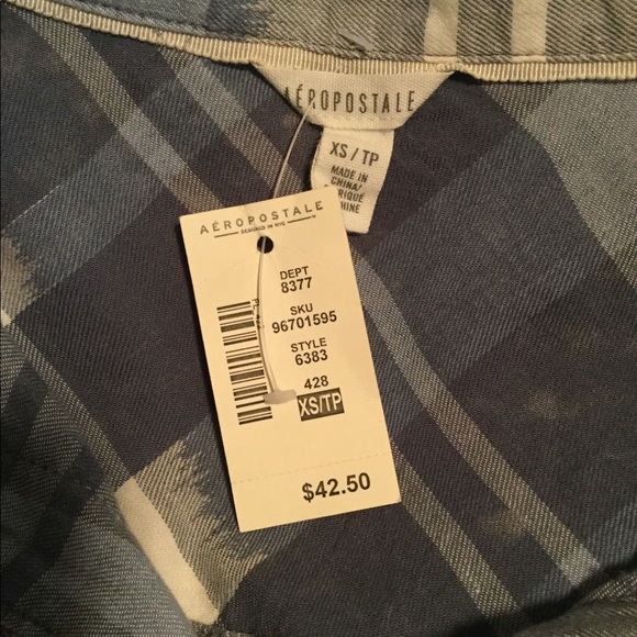 NWT Aeropostale button down Shirt - Picture 3 of 4